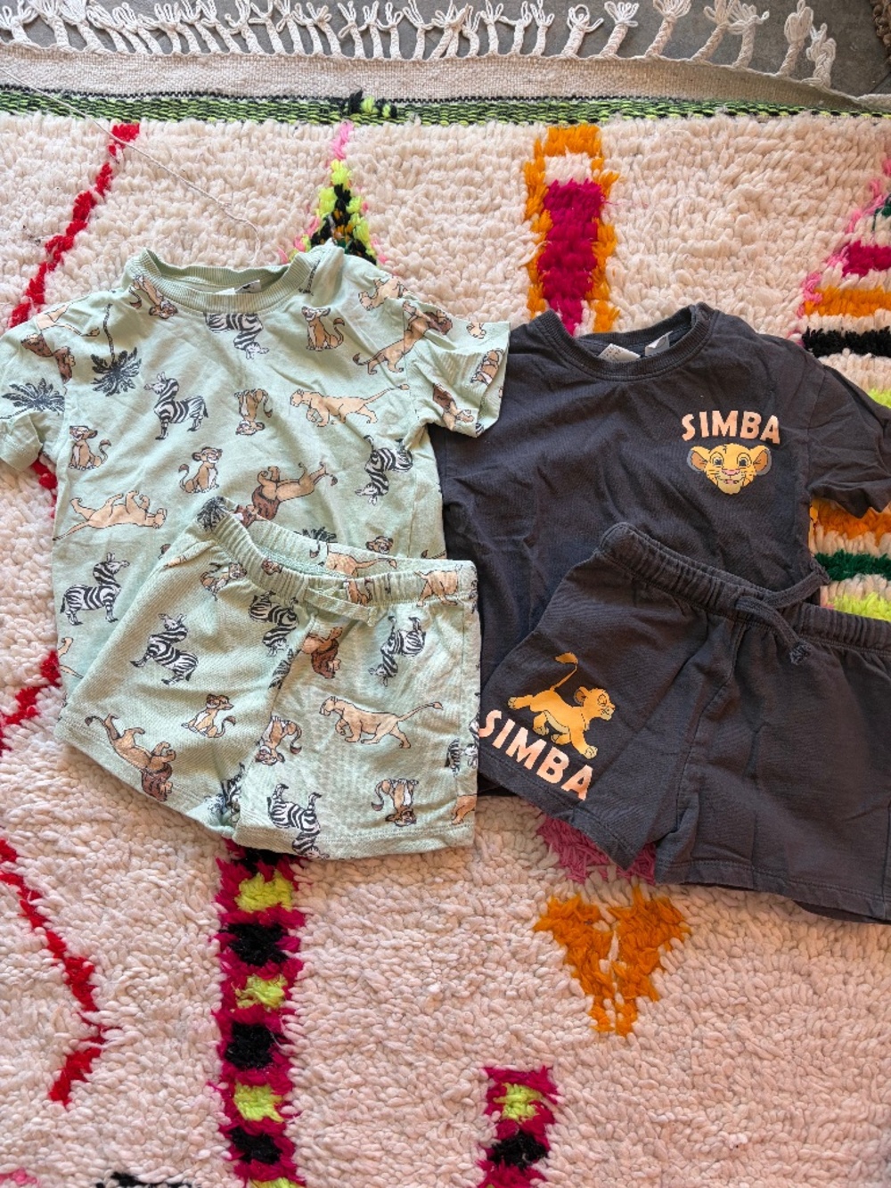 H&M - Lion King Short Sleeve & Short Sets - 2T